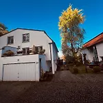 Panoramahaus Am Ammersee I Sauna I Wellness I Kamin Hébergement de vacances Herrsching am Ammersee